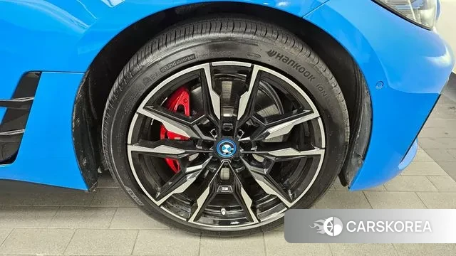 BMW i4 id 2915064 из Кореи 15