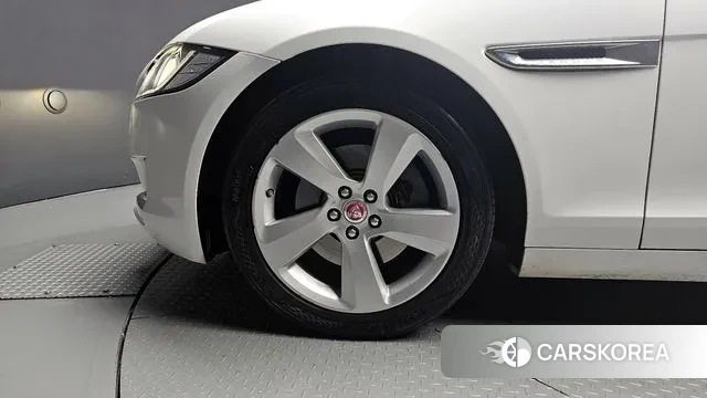 Jaguar XF (X260) id 3397070 из Кореи 15