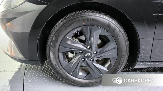 Hyundai Avante Hybrid (CN7) id 3898067 из Кореи 15