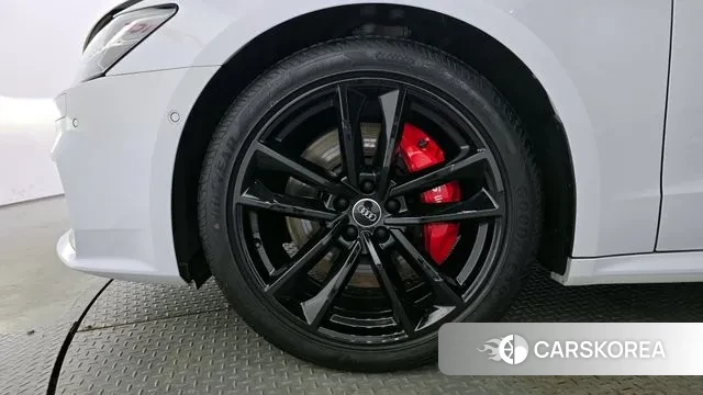 Audi A7 (4K) id 3454390 из Кореи 15