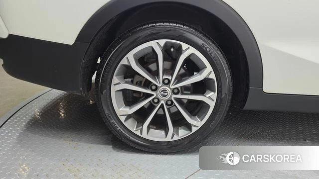 Ssangyong Tivoli Air id 4689424 из Кореи 15