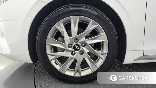 Hyundai The New Grandeur IG Hybrid id 4736721 из Кореи 33