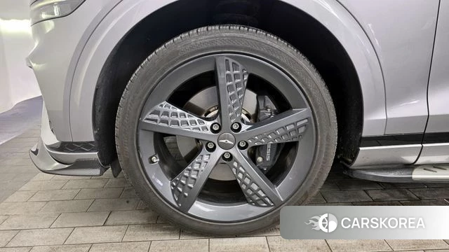 Genesis GV70 id 3915448 из Кореи 15