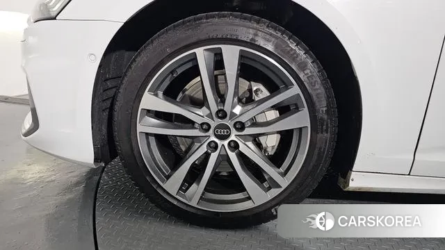 Audi A6 (C8) id 3654085 из Кореи 15