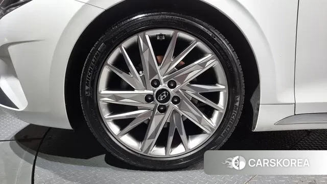 Hyundai The New Grandeur IG id 3478992 из Кореи 15