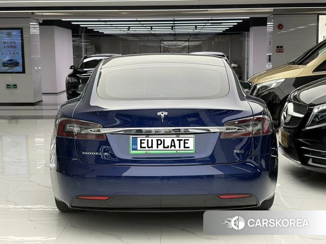 Tesla Model S id 4219948 из Китая 17