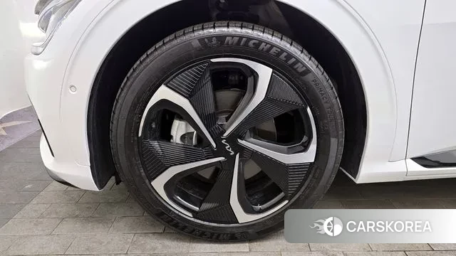 Kia EV6 id 3650118 из Кореи 15