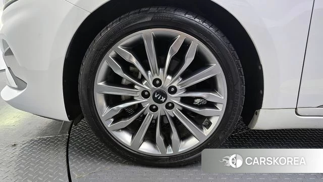 Kia K7 Premier Hybrid id 4397302 из Кореи 15