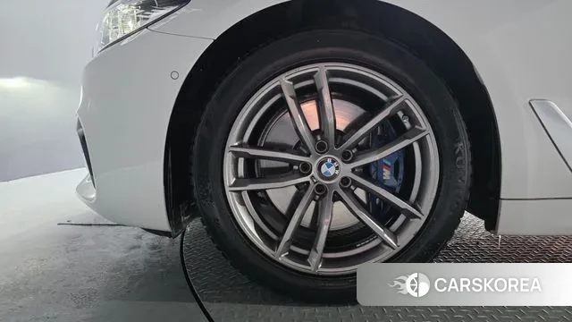 BMW 5 Series (G30) id 3632014 из Кореи 15