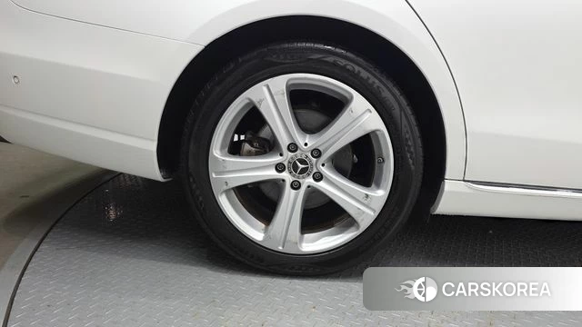 Mercedes-Benz E-Class W213 id 4747009 из Кореи 15