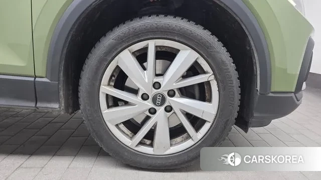 Audi Q2 id 3689887 из Кореи 15