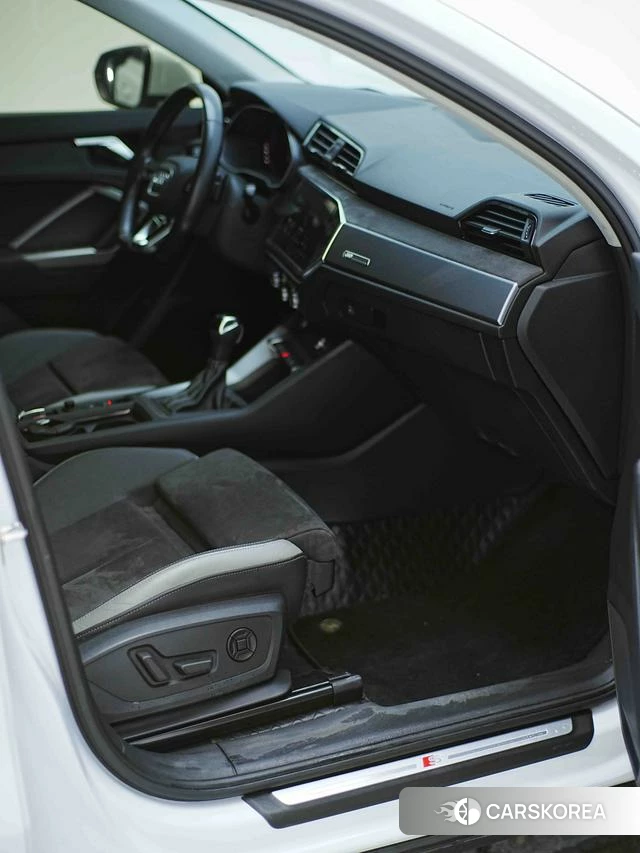 Audi Q3 id 4301793 из Китая 23