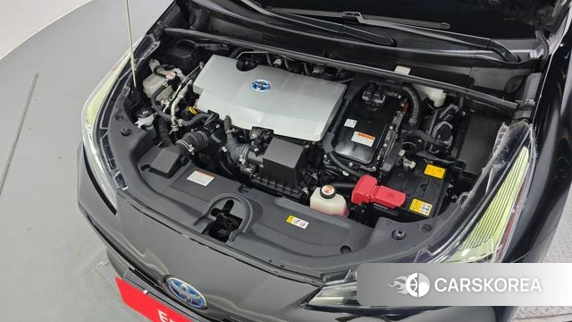 Toyota Prius 4th Generation id 4562169 из Кореи 26