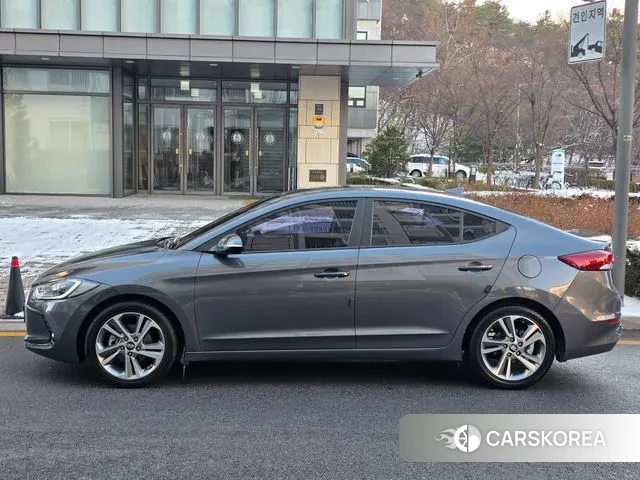 Hyundai Avante AD id 3570789 из Кореи 15