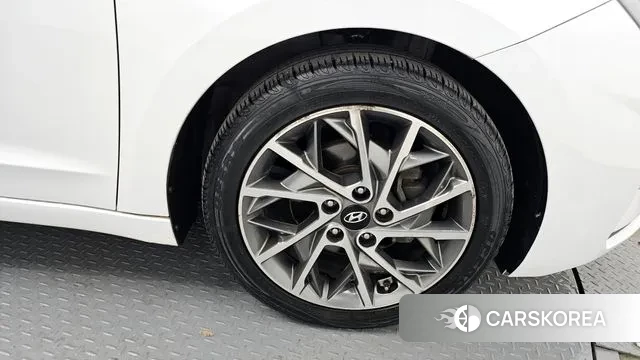 Hyundai The New Avante AD id 3479855 из Кореи 15