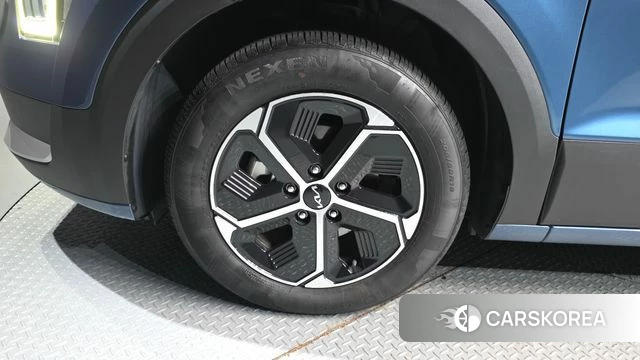 Kia Di Ol Nu Niro id 4763158 из Кореи 25