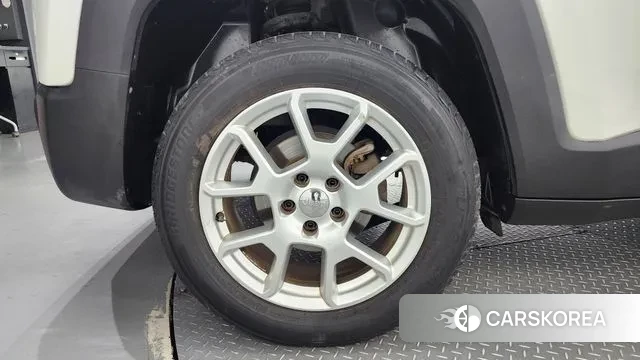 Jeep Renegade id 2902659 из Кореи 15