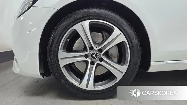 Mercedes-Benz E-Class W213 id 3687200 из Кореи 15