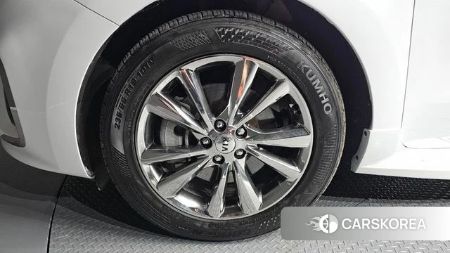 Kia The New Carnival id 4435689 из Кореи 25