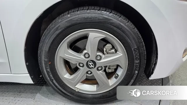 Hyundai Avante AD id 3737245 из Кореи 15