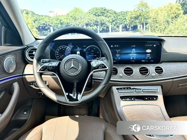 Mercedes-Benz E-class id 4276720 из Китая 21