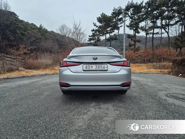 Lexus ES300h 7th generation id 3520384 из Кореи 15