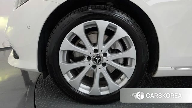 Mercedes-Benz E-Class W213 id 4776093 из Кореи 29