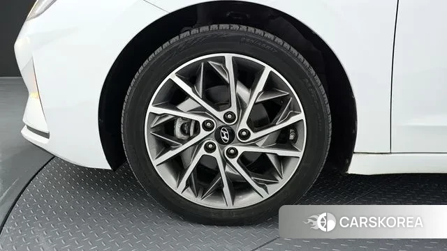 Hyundai The New Avante AD id 3380239 из Кореи 15