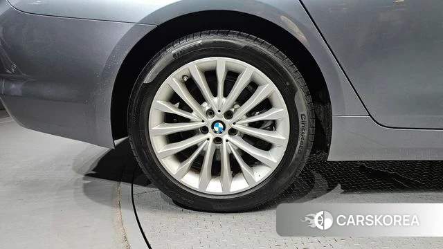 BMW 5 Series (G30) id 4378205 из Кореи 15