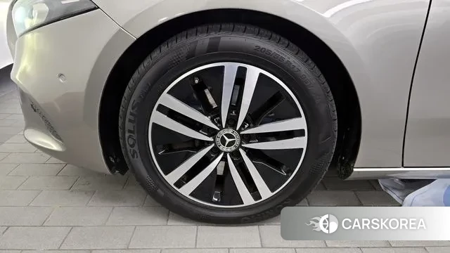 Mercedes-Benz A-Class W177 id 3269184 из Кореи 15