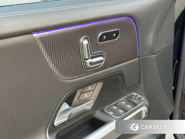 Mercedes-Benz GLB id 4256966 из Китая 8