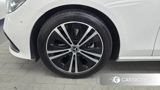 Mercedes-Benz E-Class W213 id 3519476 из Кореи 15