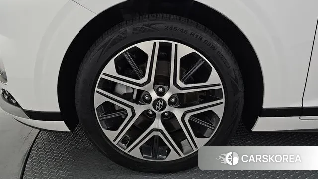 Hyundai Grandeur (GN7) id 2889367 из Кореи 15