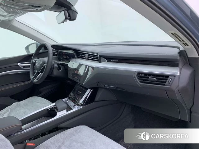 Audi e-tron id 4291257 из Китая 25