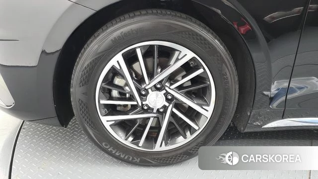 Hyundai The New Grandeur IG id 4419725 из Кореи 29
