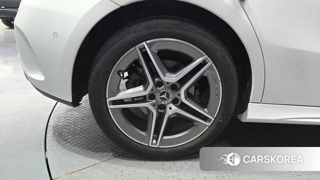 Mercedes-Benz A-Class W177 id 4581361 из Кореи 26