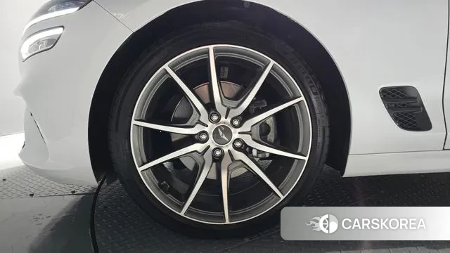 Genesis The New G70 id 3442671 из Кореи 15