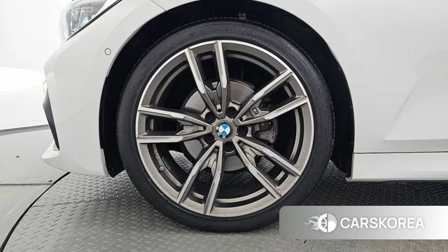 BMW 3 Series (G20) id 4535959 из Кореи 27