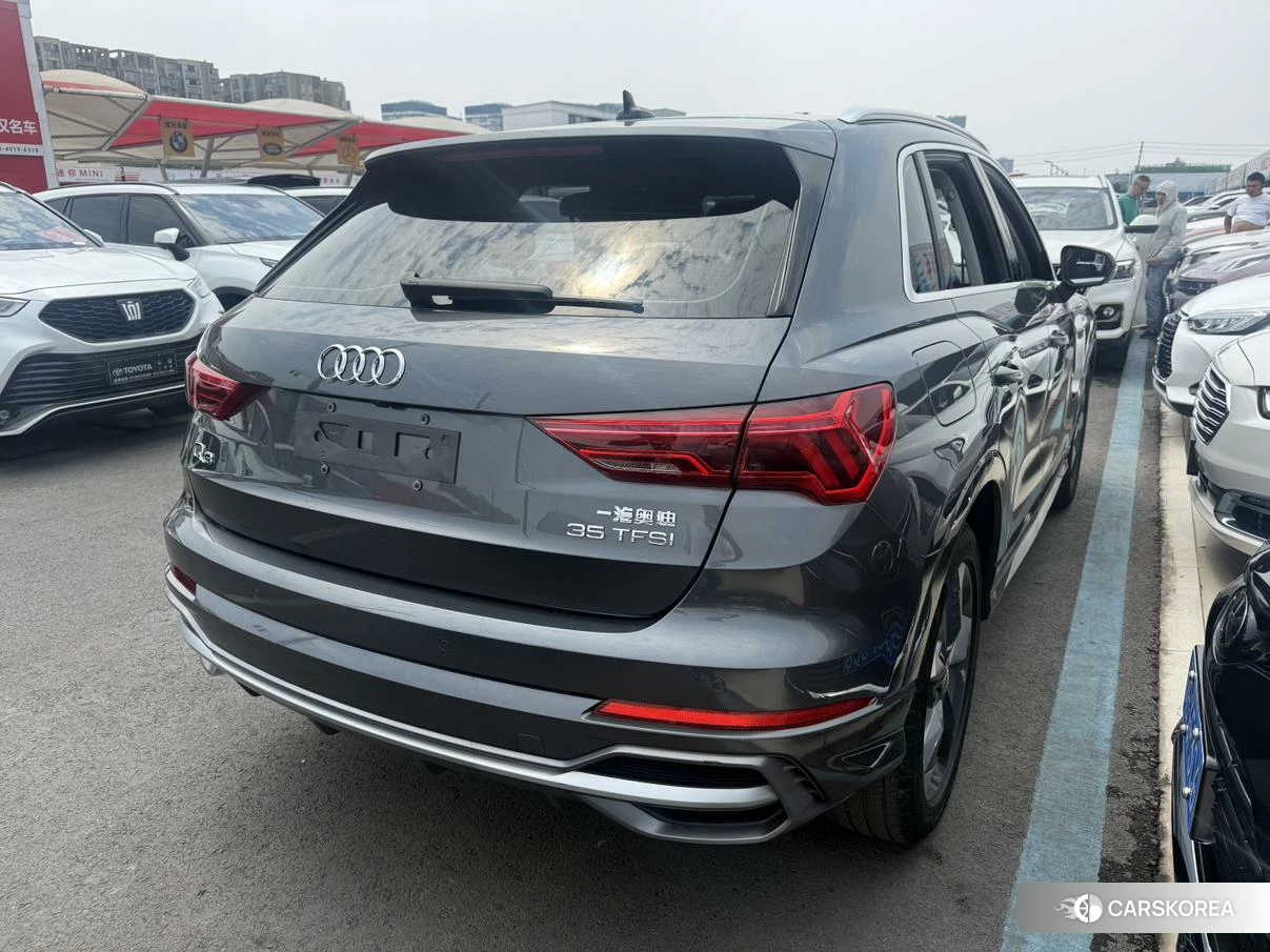 Audi Q3 2020 Темно-серый из Китая, фото 5