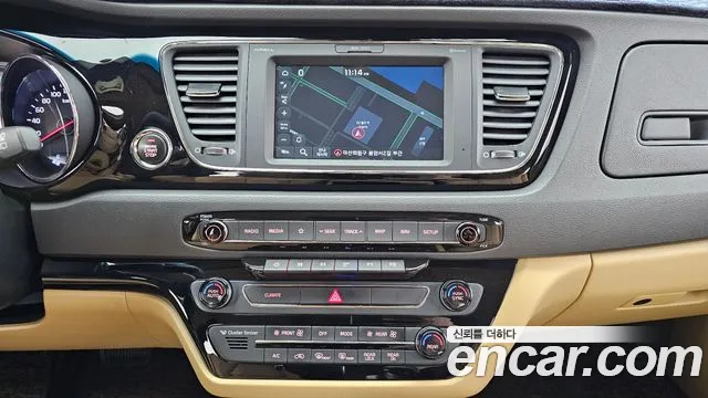 Kia The New Carnival id 2758963 из Кореи 15