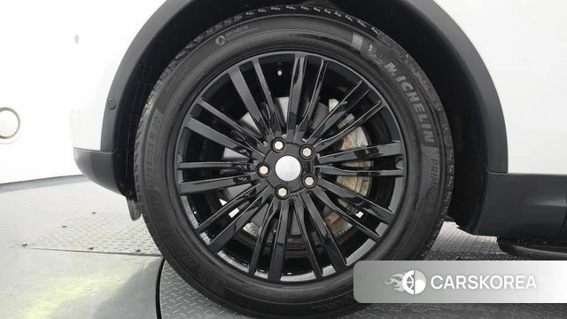 Land Rover Discovery 5 id 4764852 из Кореи 32