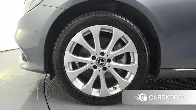Mercedes-Benz E-Class W213 id 4595513 из Кореи 15