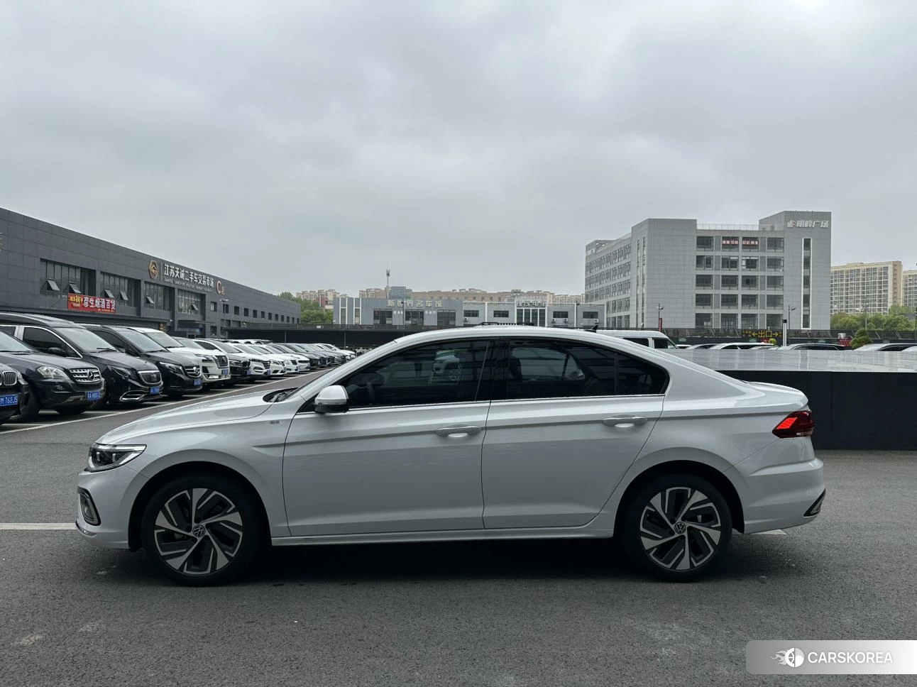 Volkswagen Bora id 4440662 из Китая 13