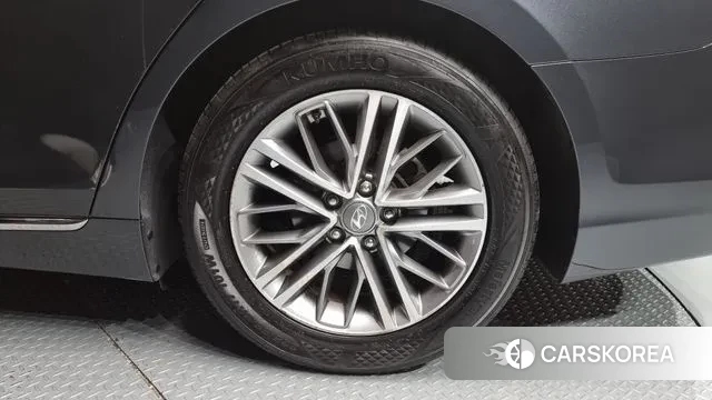 Hyundai Grandeur IG id 3434574 из Кореи 15