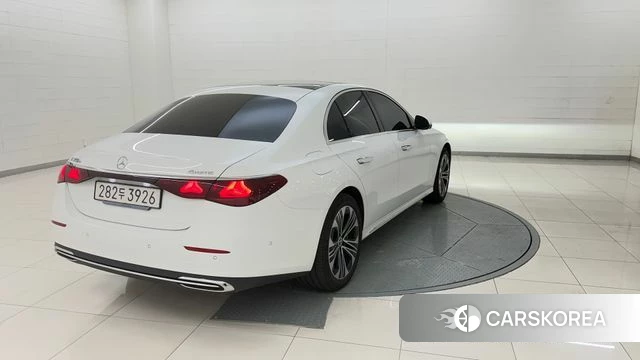 Mercedes-Benz E-Class W214 id 4523124 из Кореи 15
