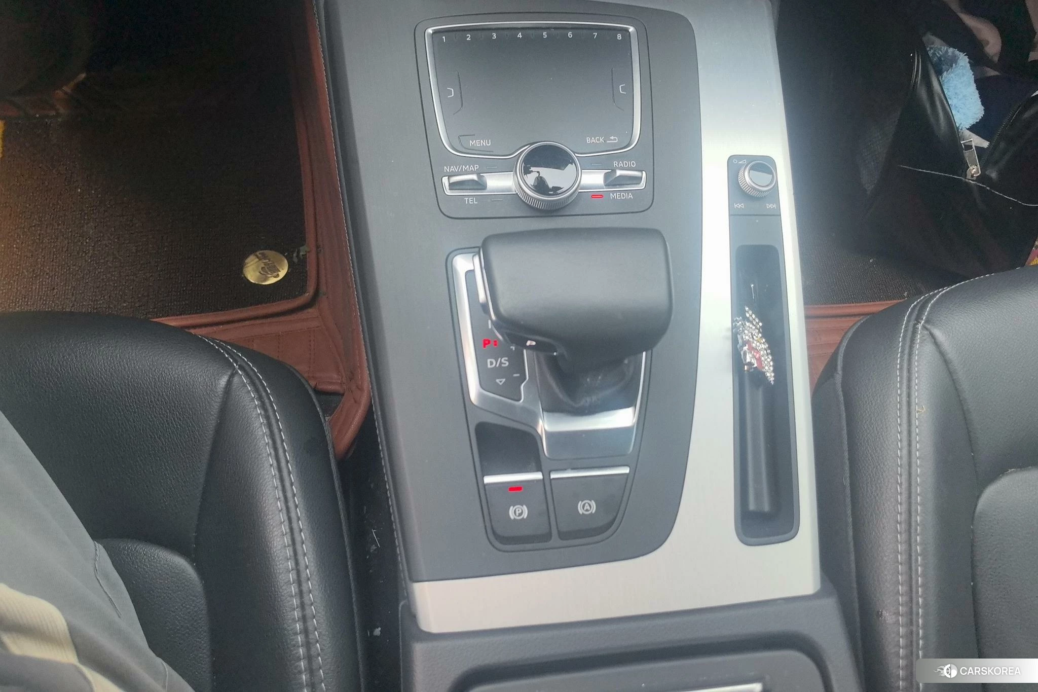 Audi Q5L id 4455693 из Китая 12