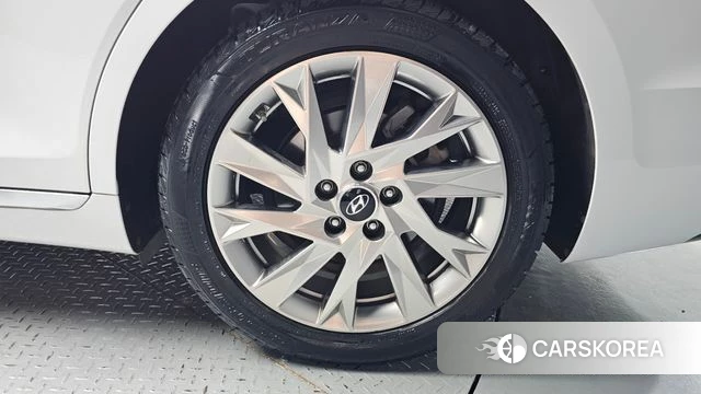 Hyundai The New Grandeur IG Hybrid id 4662067 из Кореи 29