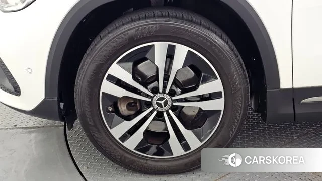 Mercedes-Benz GLA - Class H247 id 3509061 из Кореи 15