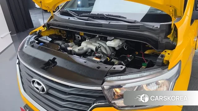 Hyundai The New Grand Starex id 3736430 из Кореи 15