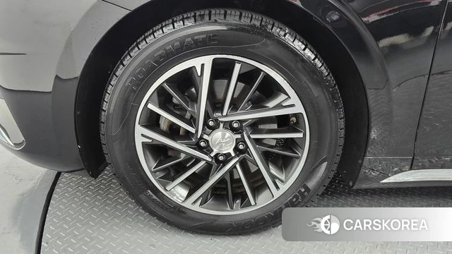 Hyundai The New Grandeur IG id 4446308 из Кореи 15